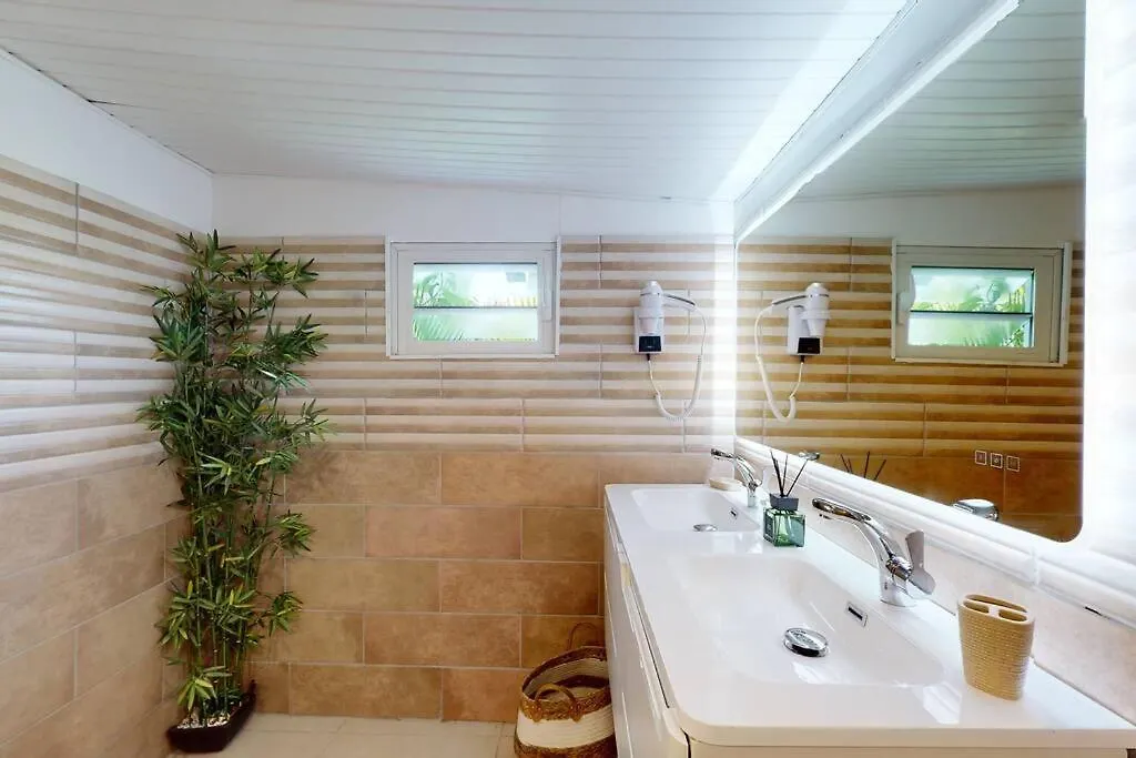 Domaine De L'Anse Simon - Piscine - 9 Chambres Le Vauclin