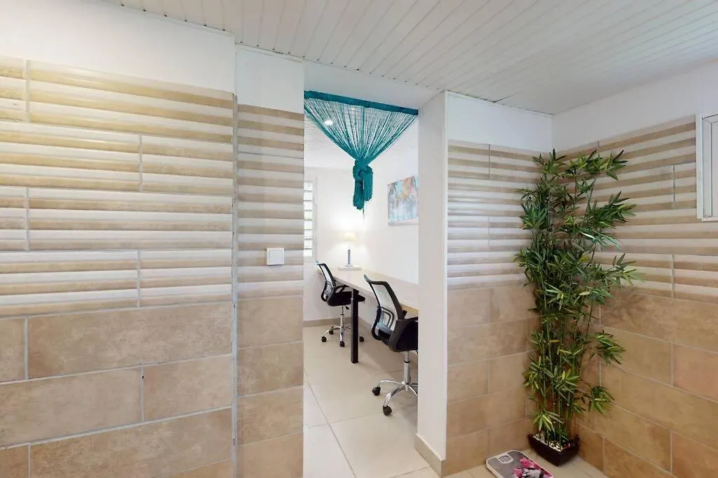 빌라 Domaine De L'Anse Simon - Piscine - 9 Chambres 르 보클린